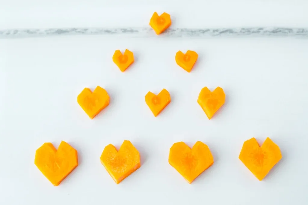 Carrot hearts WEB