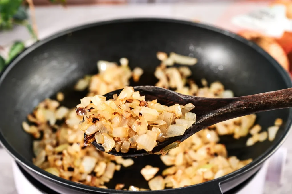 Sour Cream and Onion Dip 3 Onion Sour Cream Dip 09